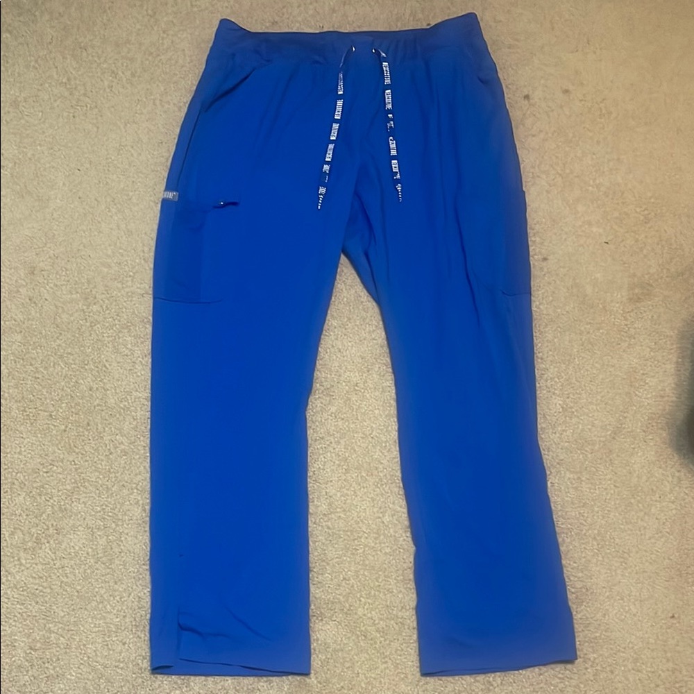 Women’s royal blue scrub pants (NEVER WORN)